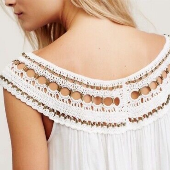 Free People Silky Flowy Bohemian Top - Picture 4 of 15